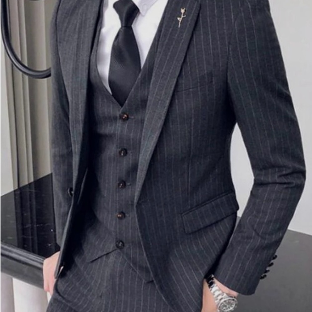 English Laundry Charcoal Pinstripe Three-Piece Suit